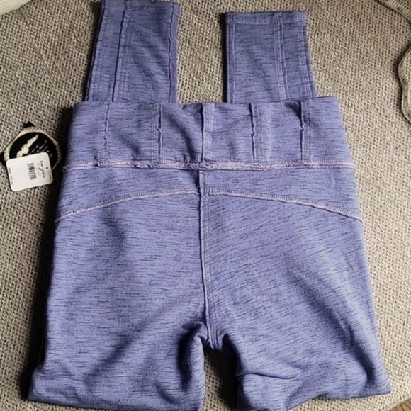 🫐 FP FREE PEOPLE HIGH WAIST LEGGINGS! - Picture 2 of 11